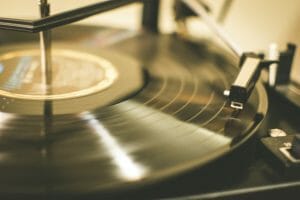 jace afsoon 665062 unsplash Turntable